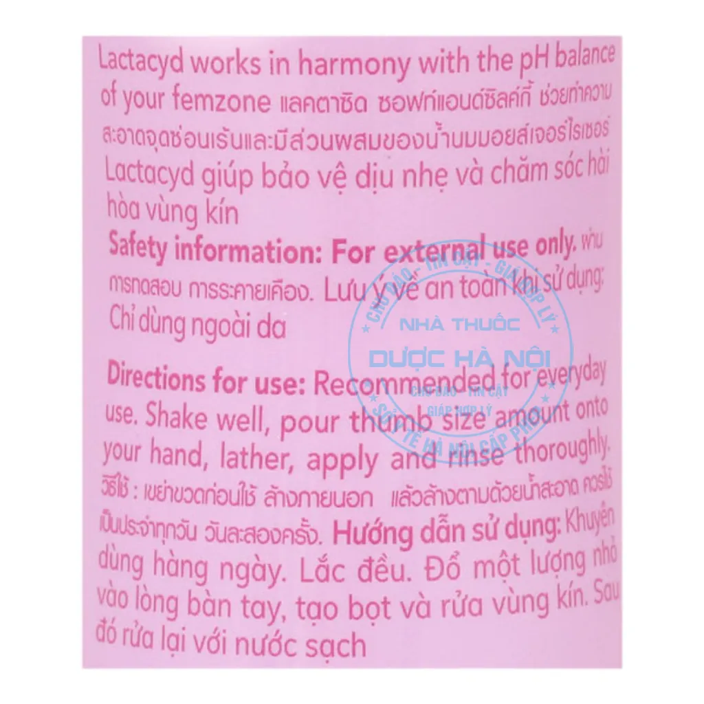 Dung dịch vệ sinh phụ nữ Lactacyd Soft & Silky
