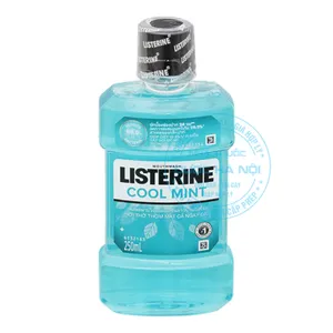 Nước súc miệng Listerine Cool Mint giúp diệt khuẩn, khử mùi hôi miệng