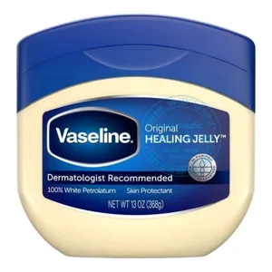 Kem nẻ Vaseline giữ ẩm, phục hồi da nứt nẻ và làm dịu các tổn thương